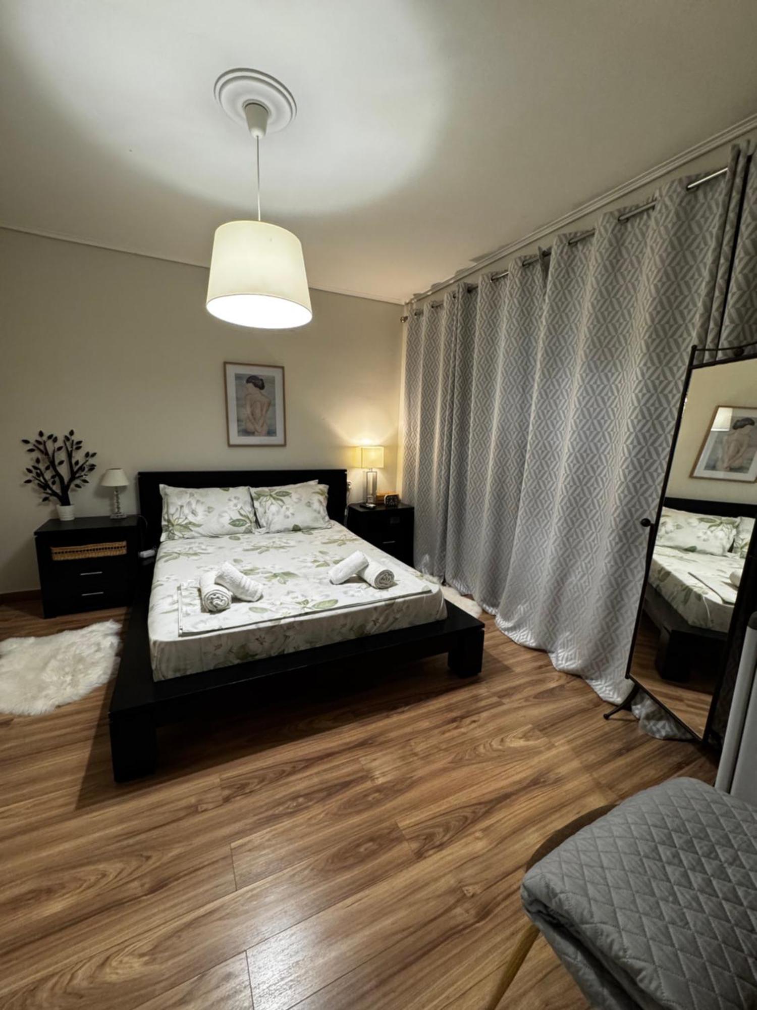Hill View Apartment Near Acropolis Athén Kültér fotó
